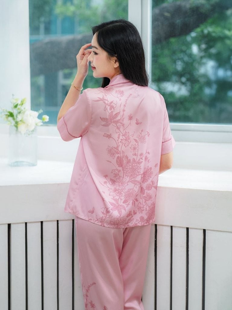 Bộ đồ ngủ Pijama lụa satin quần dài tay ngắn  -  1MNSA25072D