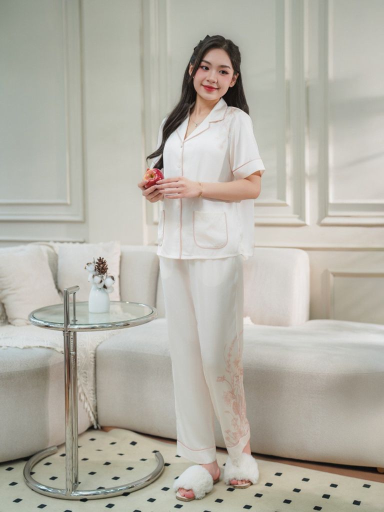 Bộ đồ ngủ Pijama lụa satin quần dài tay ngắn  -  1MNSA25072D