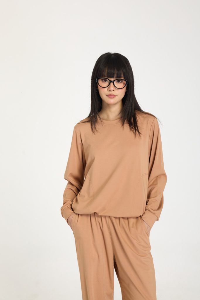 Bộ WINNY mặc nhà rayon spandex quần dài tay dài màu be đậm 1MNRA25003D