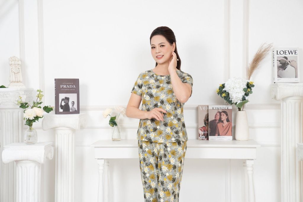 Bộ đồ mặc nhà trung niên Lanh quần dài tay ngắn  -  2MNLA25019D