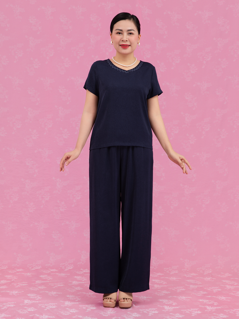 Bộ WONNER by WINNY mặc nhà lụa gấm quần dài tay ngắn màu xanh navy 2MNLG26007D