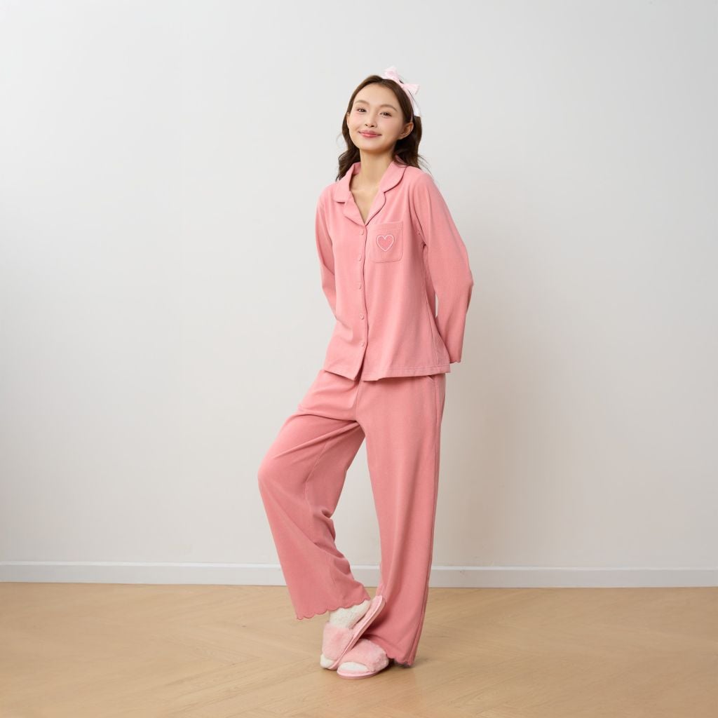 Bộ WINNY mặc nhà nỉ nhung quần dài tay dài màu hồng đậm 1MNNN25003D