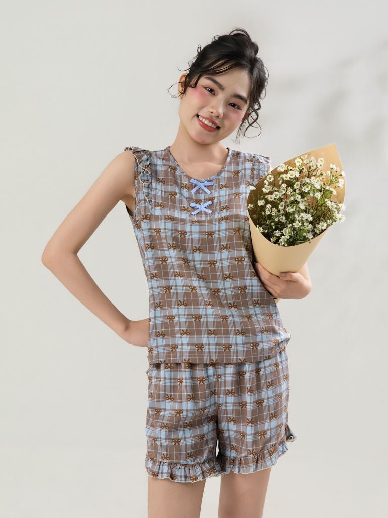 Bộ WONNER by WINNY mặc nhà tole lanh quần ngắn không tay màu kẻ caro nâu 2MNLA26002N
