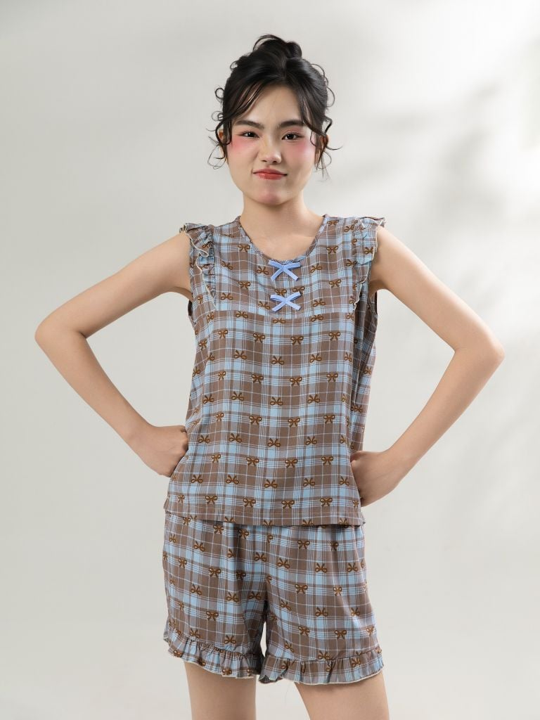 Bộ WONNER by WINNY mặc nhà tole lanh quần ngắn không tay màu kẻ caro nâu 2MNLA26002N