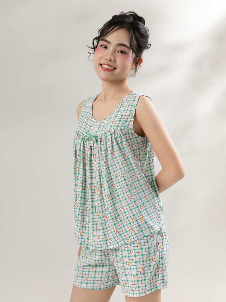 Bộ WONNER by WINNY mặc nhà tole lanh quần ngắn không tay màu kẻ caro xanh lá 2MNLA26004N