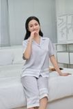  Bộ đồ ngủ Pijama lụa satin quần lửng tay ngắn  -  1MNSA24114N 