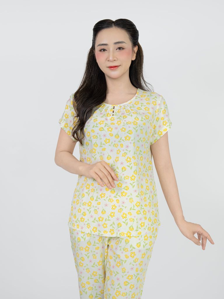 Bộ WONNER BY WINNY tole lanh quần lửng tay ngắn 2MNLA24020N