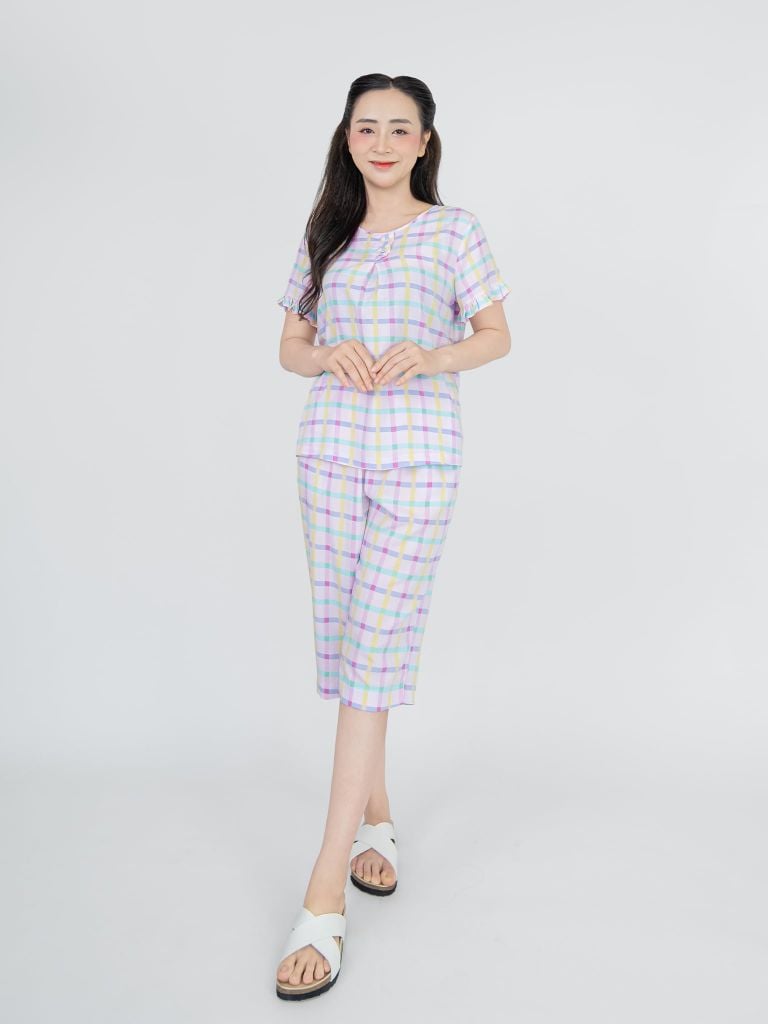Bộ WONNER BY WINNY tole lanh quần lửng tay ngắn 2MNLA26019L