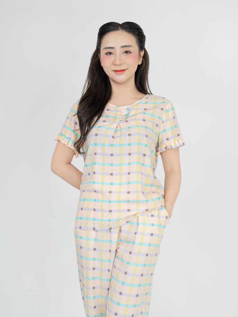 Bộ WONNER BY WINNY tole lanh quần lửng tay ngắn 2MNLA26019L