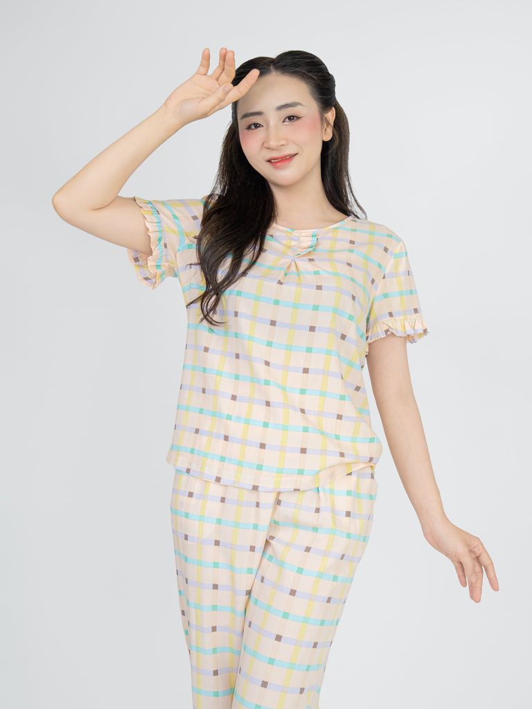 Bộ WONNER BY WINNY tole lanh quần lửng tay ngắn 2MNLA26019L