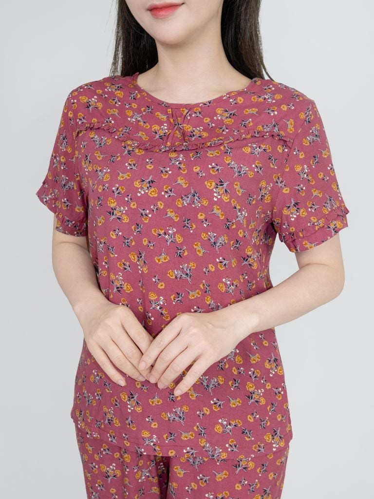 Bộ WONNER BY WINNY tole lanh quần lửng tay ngắn 2MNLA26022L