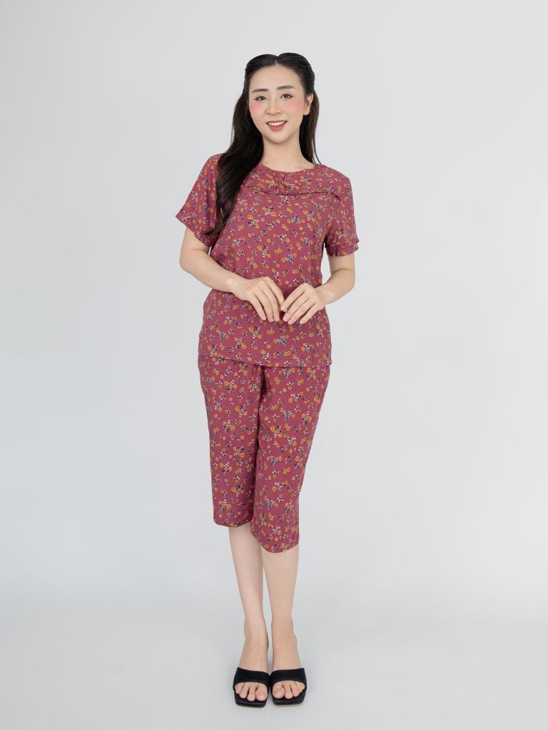 Bộ WONNER BY WINNY tole lanh quần lửng tay ngắn 2MNLA26022L