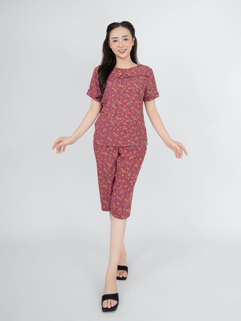 Bộ WONNER BY WINNY tole lanh quần lửng tay ngắn 2MNLA26022L
