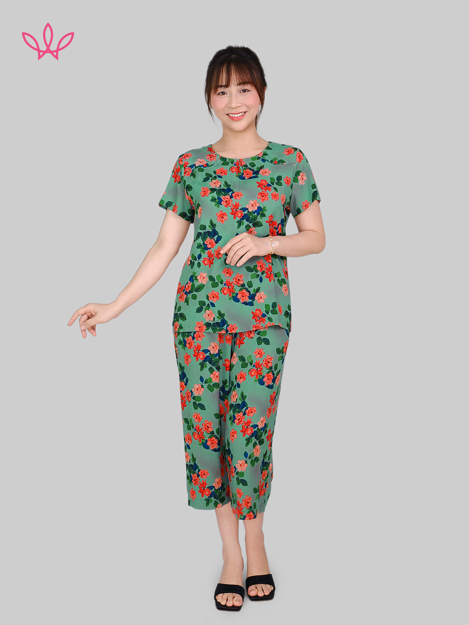 Bộ WONNER BY WINNY tole lanh quần culottes tay ngắn 2MNLA26023C