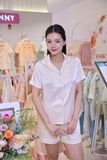  Bộ WINNY sateen quần ngắn tay ngắn 1MNSA26002N 