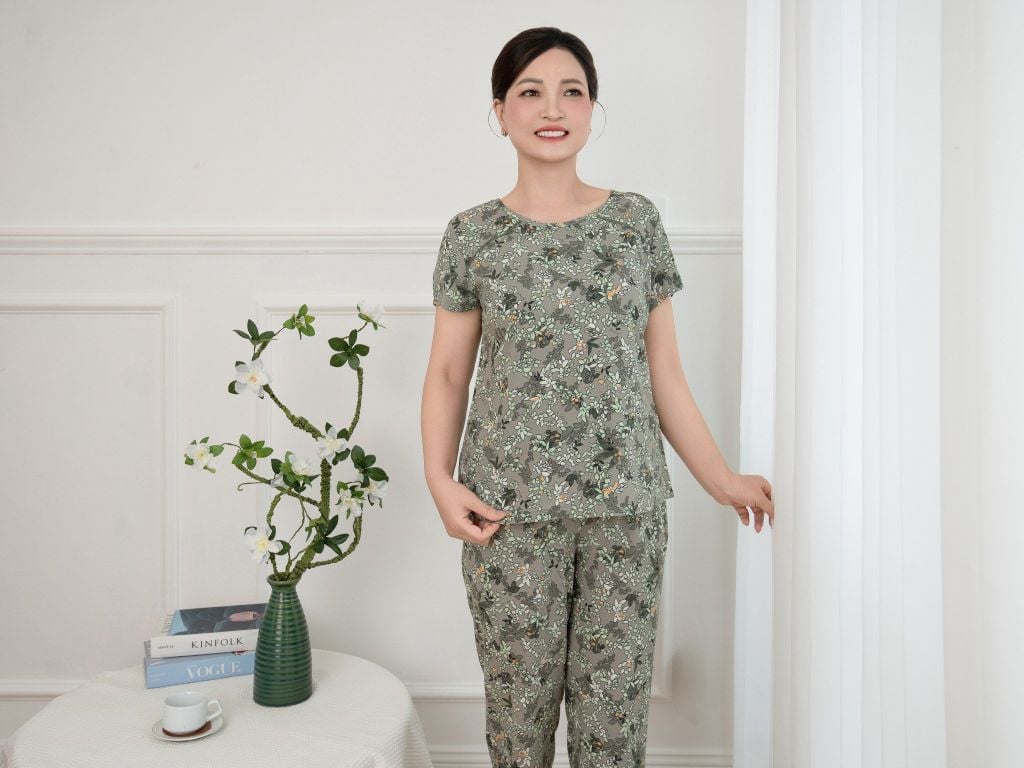 Bộ WONNER BY WINNY tole lanh quần dài tay ngắn 2MNLA25022D