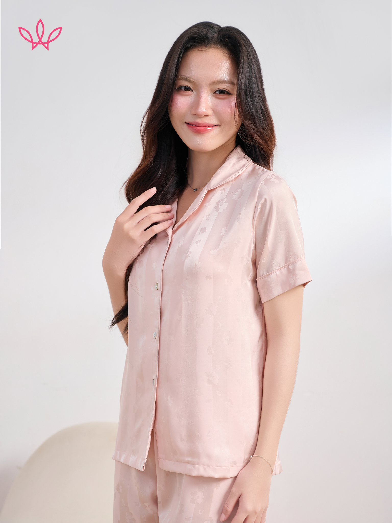 Bộ WINNY sateen pijama quần dài tay ngắn 1MNSA26001D