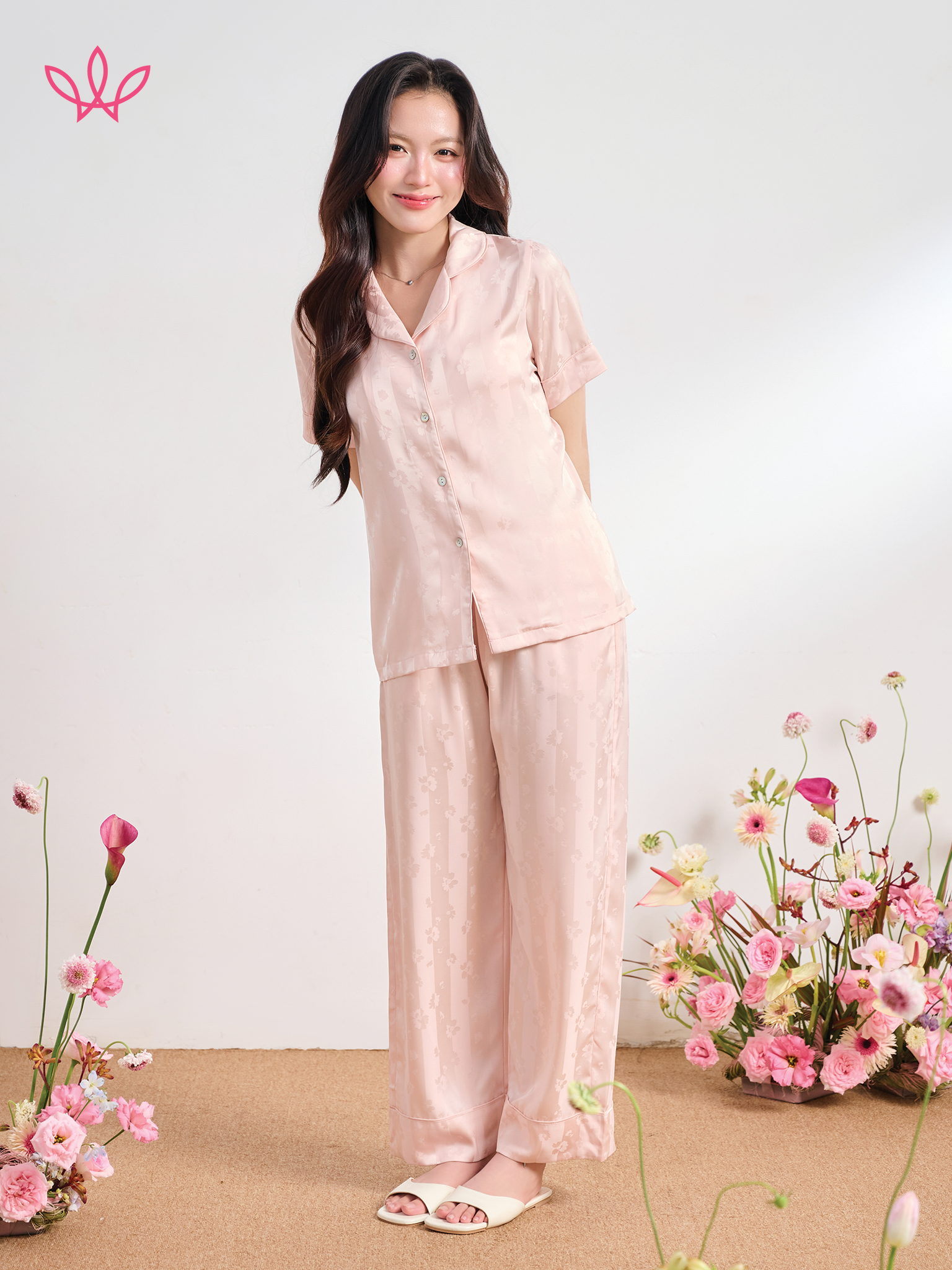 Bộ WINNY sateen pijama quần dài tay ngắn 1MNSA26001D