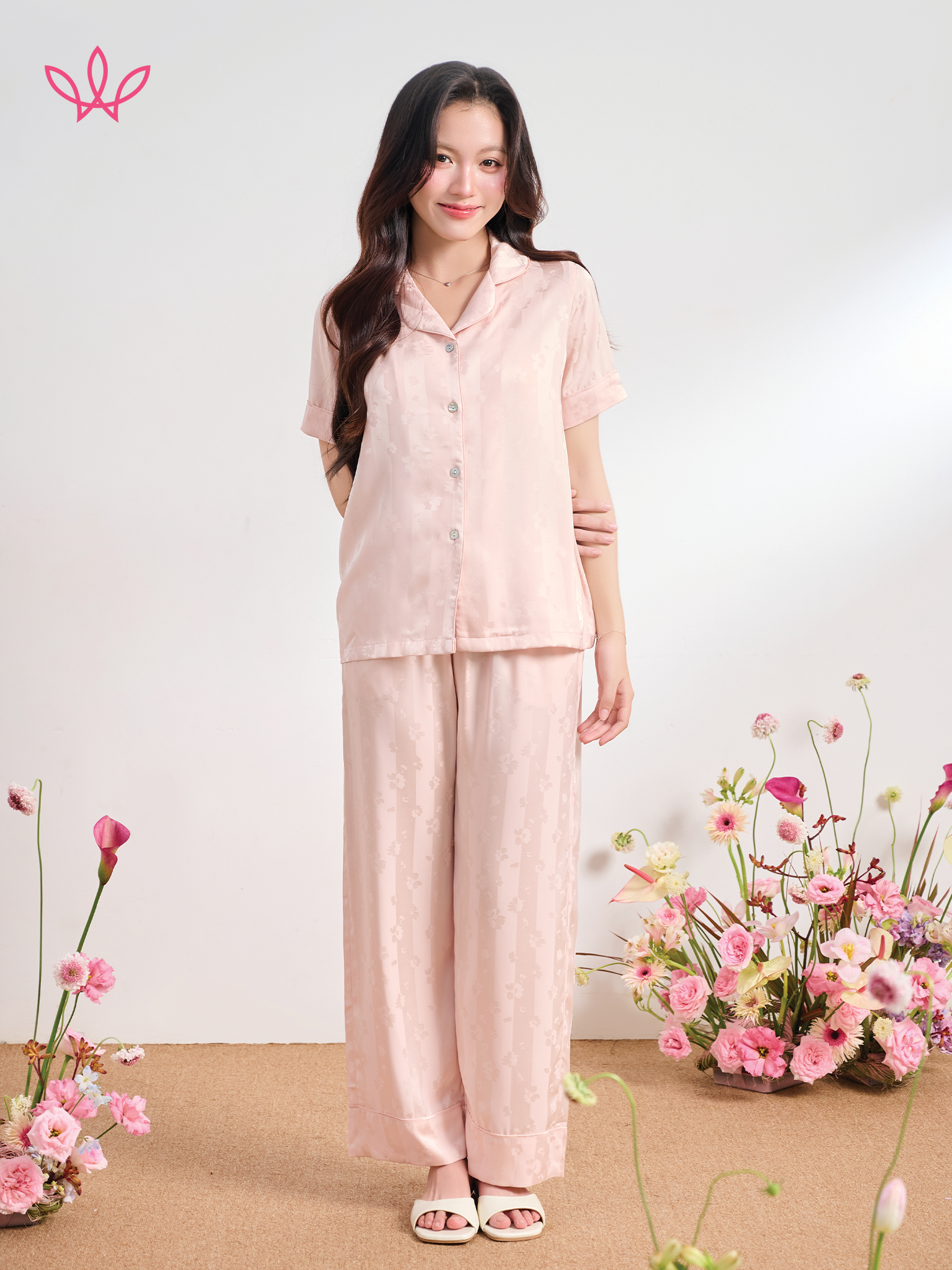 Bộ WINNY sateen pijama quần dài tay ngắn 1MNSA26001D