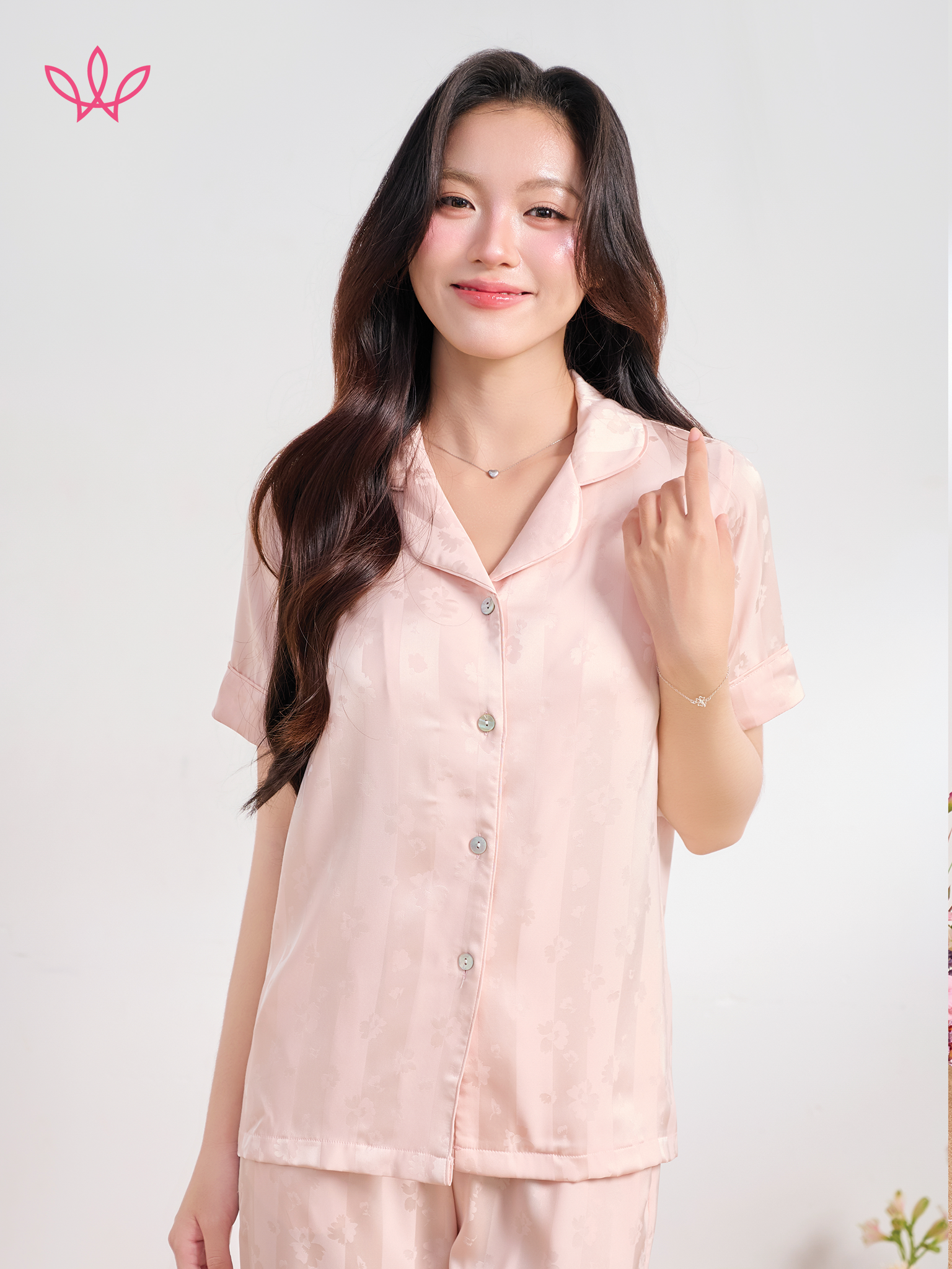 Bộ WINNY sateen pijama quần dài tay ngắn 1MNSA26001D