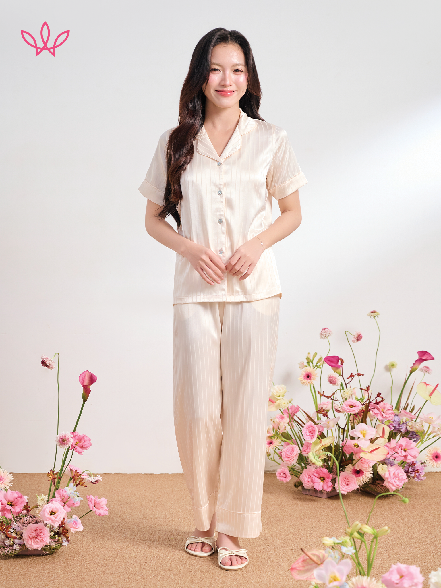 Bộ WINNY sateen pijama quần dài tay ngắn 1MNSA26001D