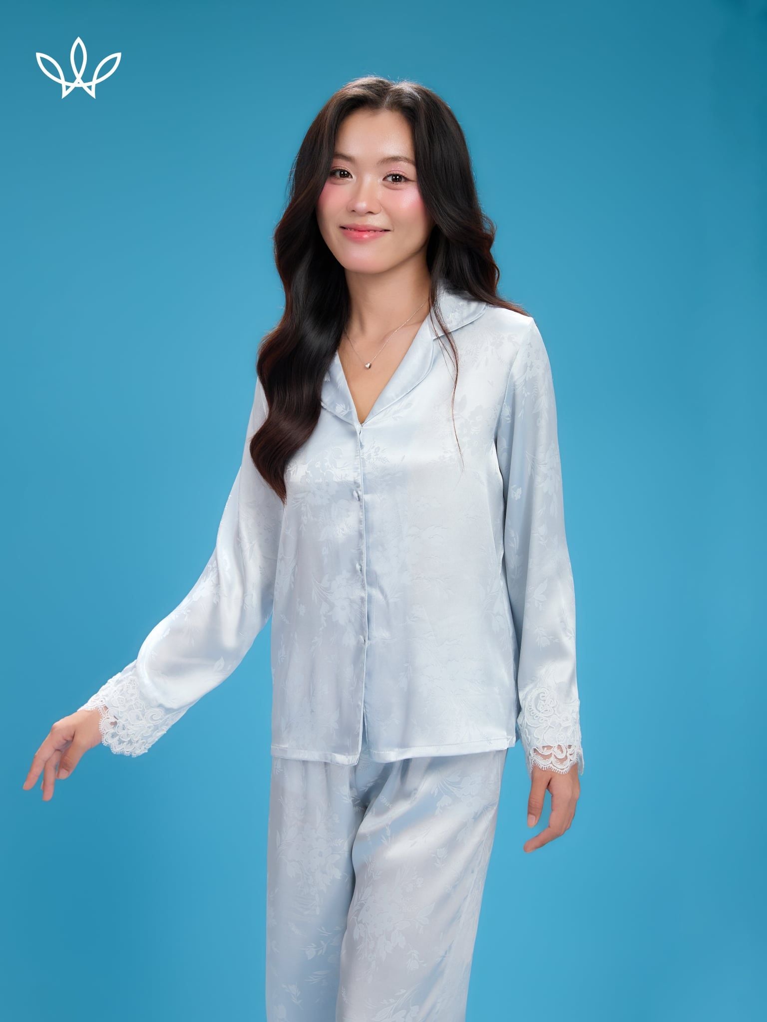 Bộ WINNY sateen pijama quần dài tay dài 1MNSA26003D