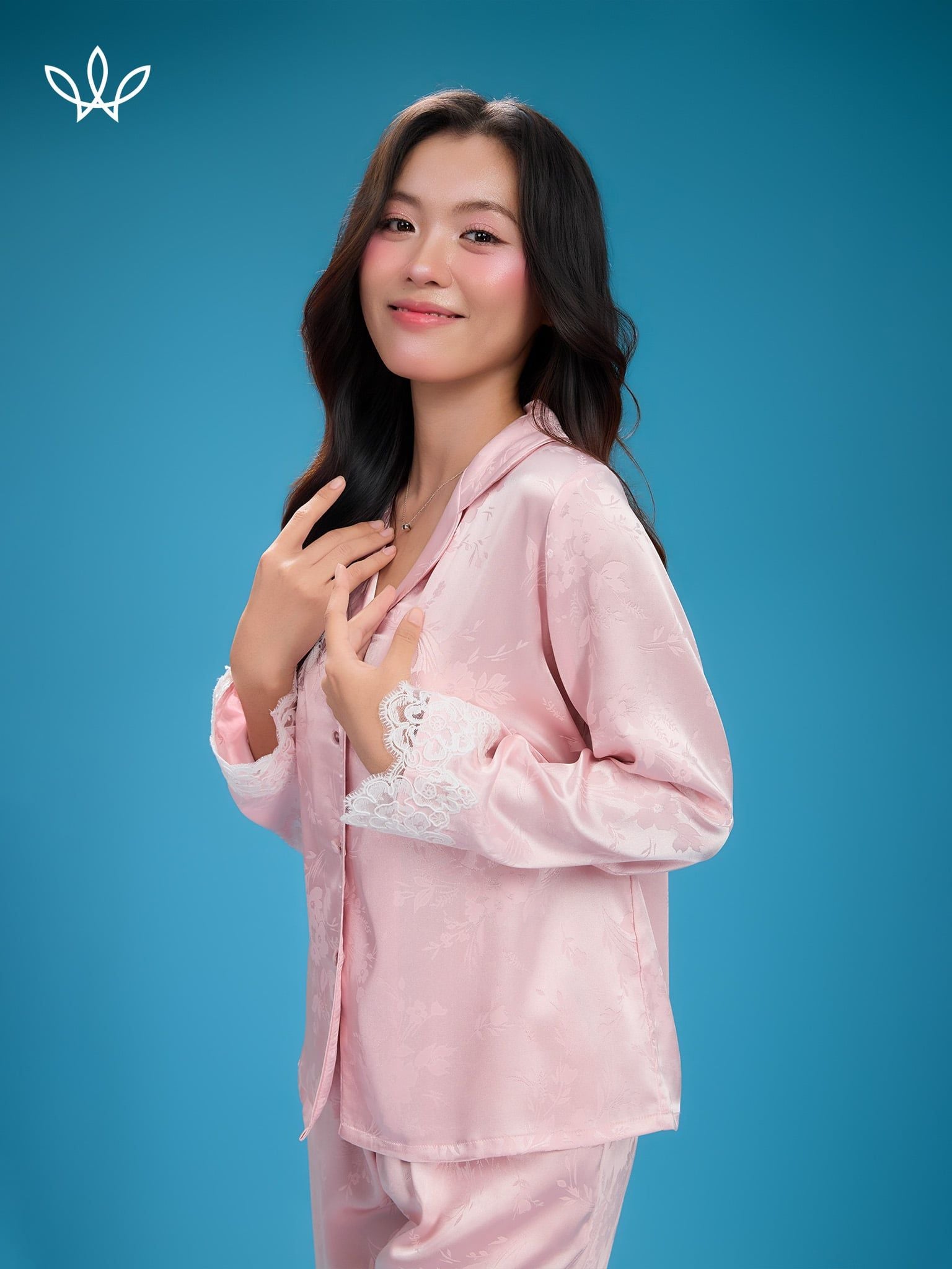 Bộ WINNY sateen pijama quần dài tay dài 1MNSA26003D