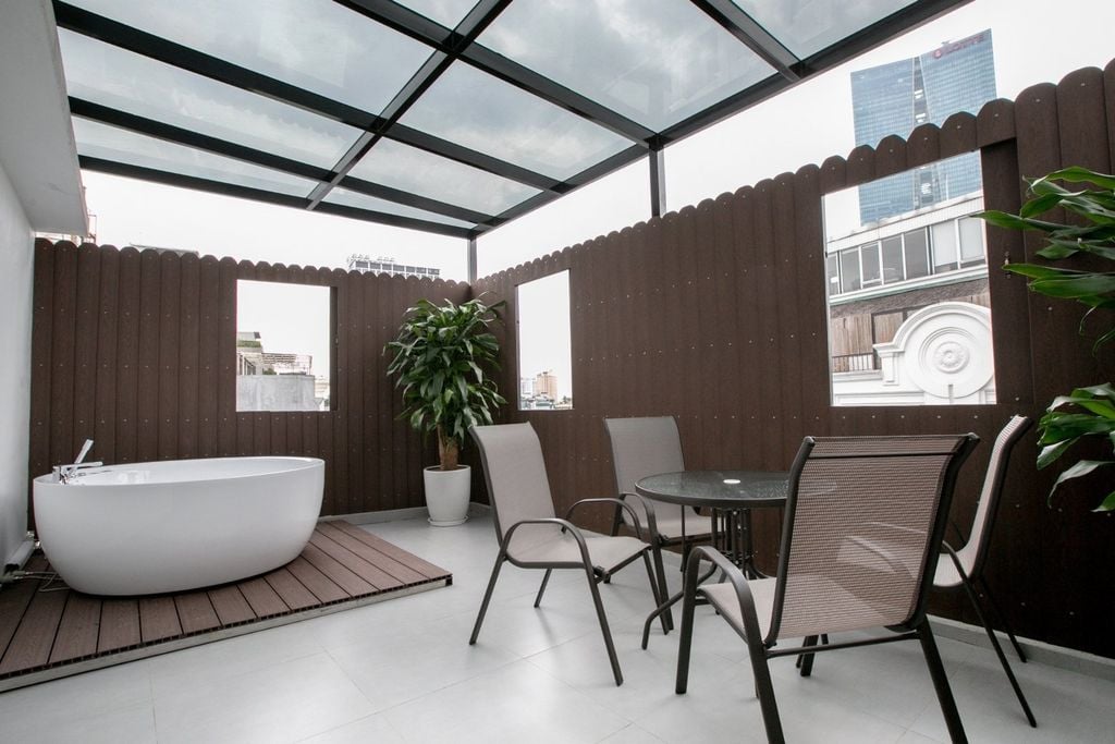  Studio Open-air bath 