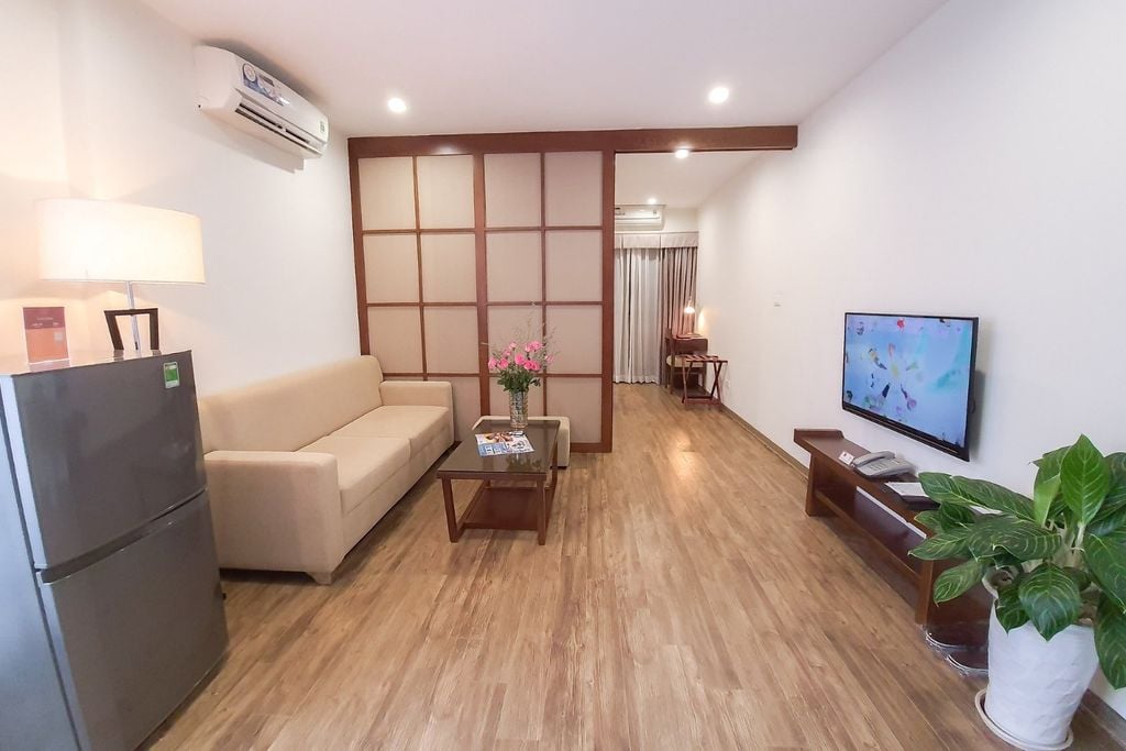  Executive (5th-6th floors) 