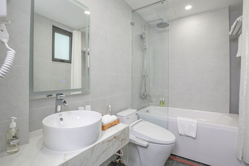  Suite - 2 Bedrooms_ SOLD OUT 