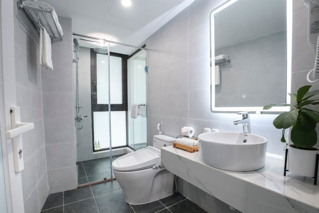  Suite - 2 Bedrooms_ SOLD OUT 