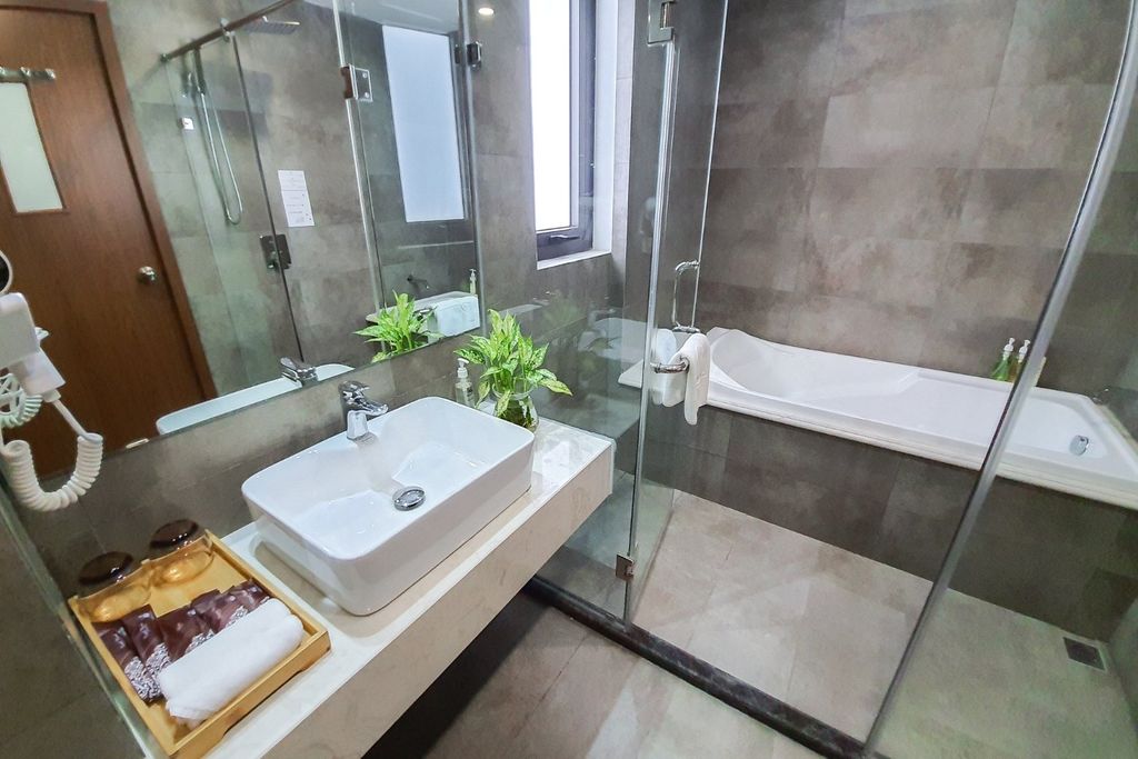  Phòng Executive Twin (tầng 8) chiếu Tatami 