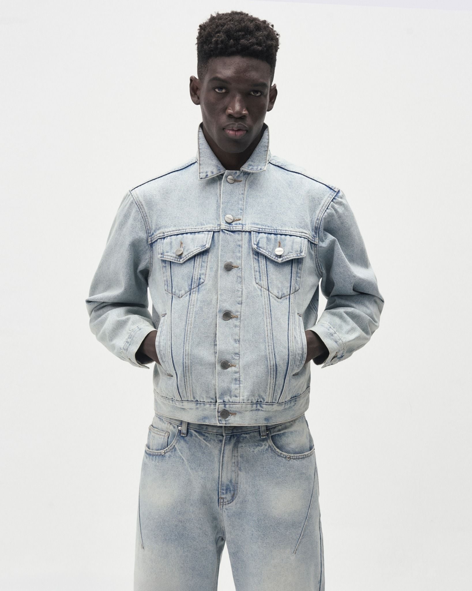  MAVERIK® LIGHT BLUE TRUCKER DENIM JACKET 