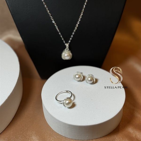  Set trang sức bạc S925 đính ngọc trai hoạ tiết hoa ba cánh 4 món 