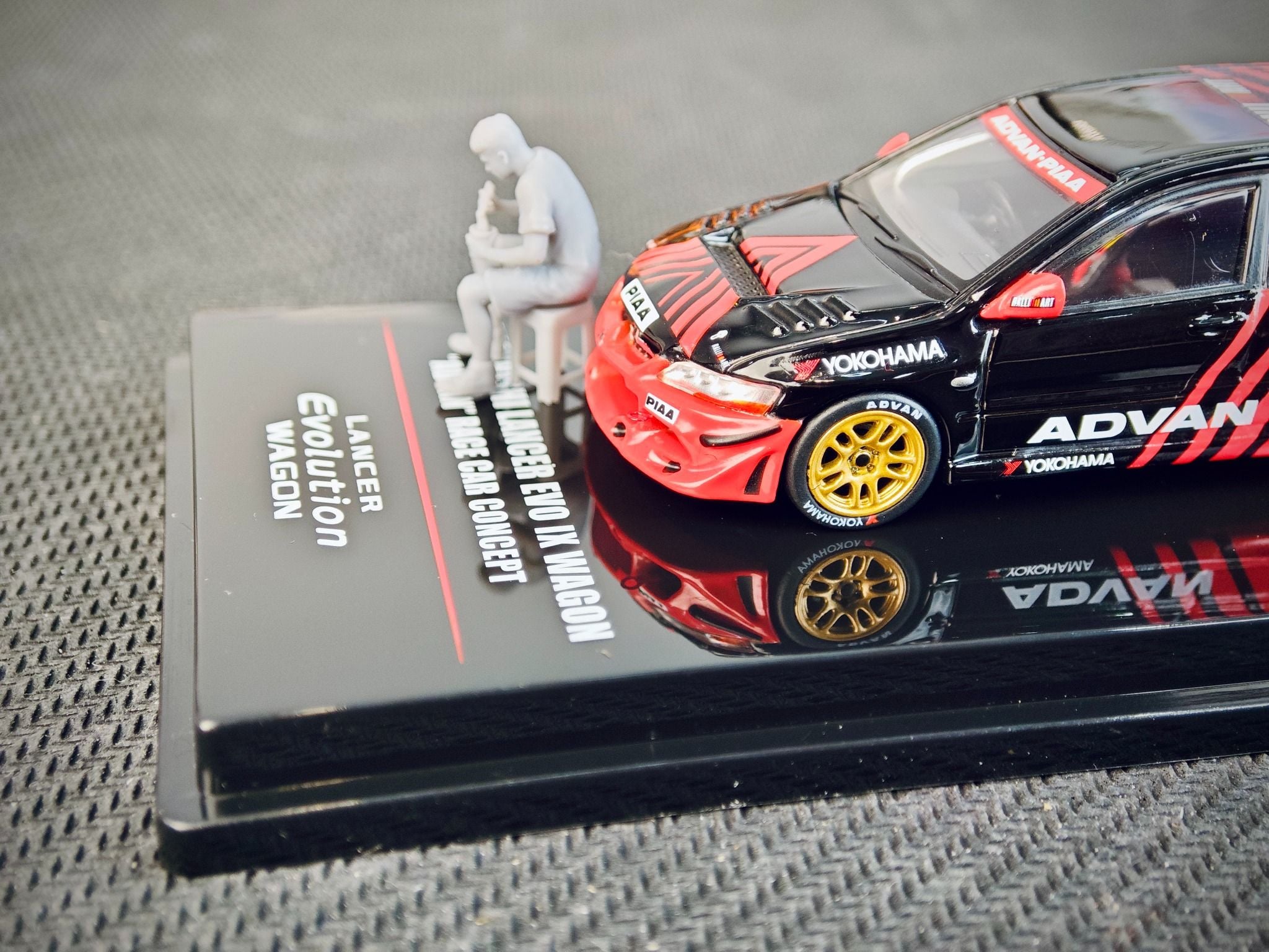 [PASS] [LOOSE] Mitsubishi Evo IX Wagon ADVAN - Inno64 Limited 1:64 ...