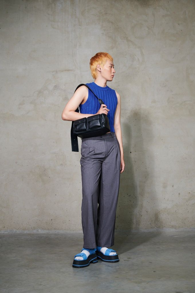 Túi hộp đeo vai TIN SHOULDER BAG - TMB 0005 - Màu đen