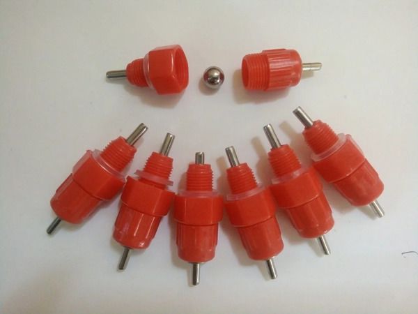 Thiết bị núm uống