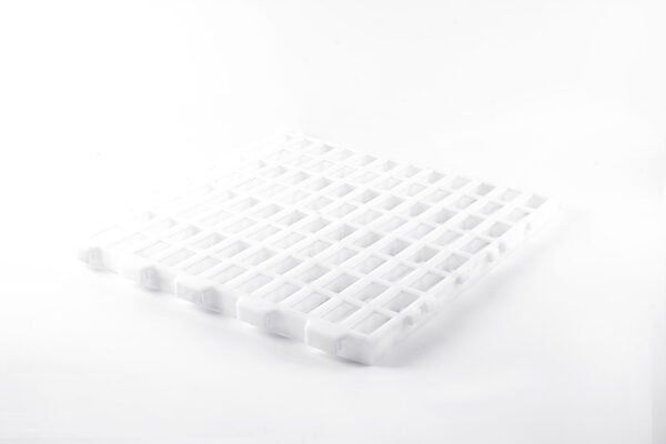 Tấm nhựa lót sàn chuồng trại chăn nuôi