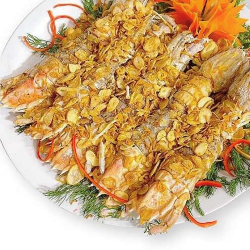  Tôm tích cháy tỏi (Garlic-Fried Mantis Shrimp) 