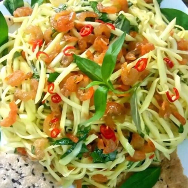  Gỏi xoài bằm (Green Mango Salad) 