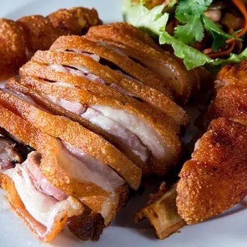  Giò Heo muối (Salted Pork Shank) 