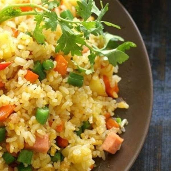 Cơm chiên Dương Châu (Yangzhou Fried Rice) 