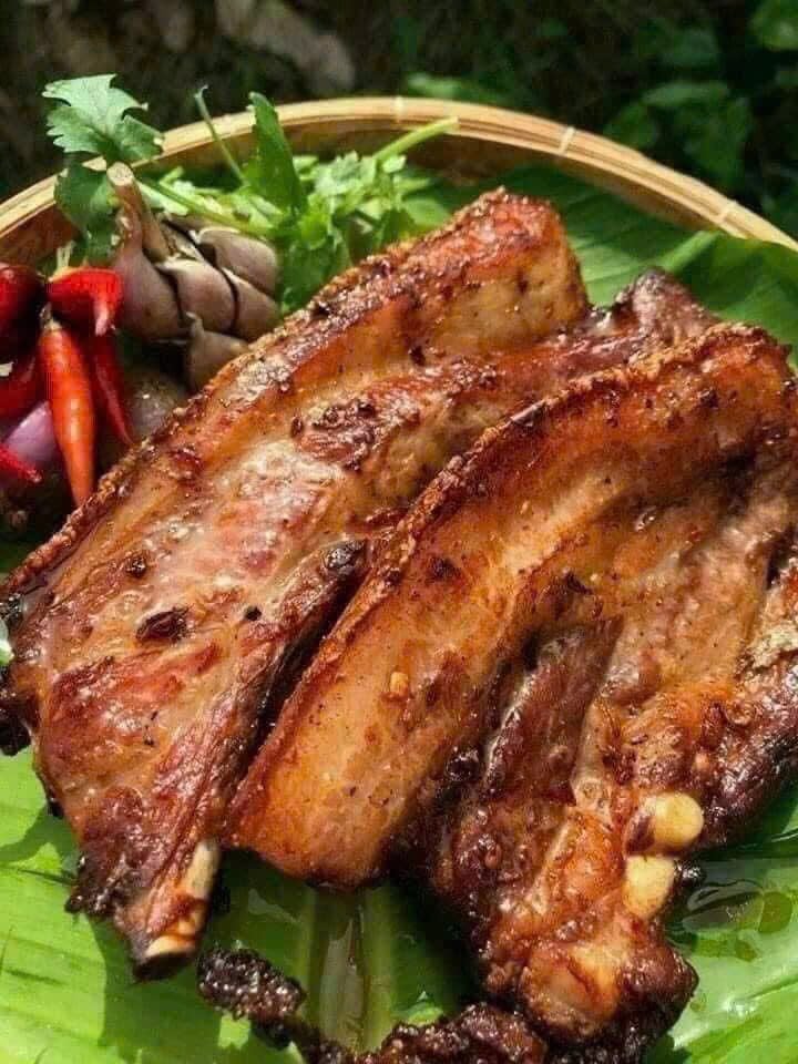 Ba Chỉ 1 Nắng Tặng Kèm Muối Kiến Vàng - 500G