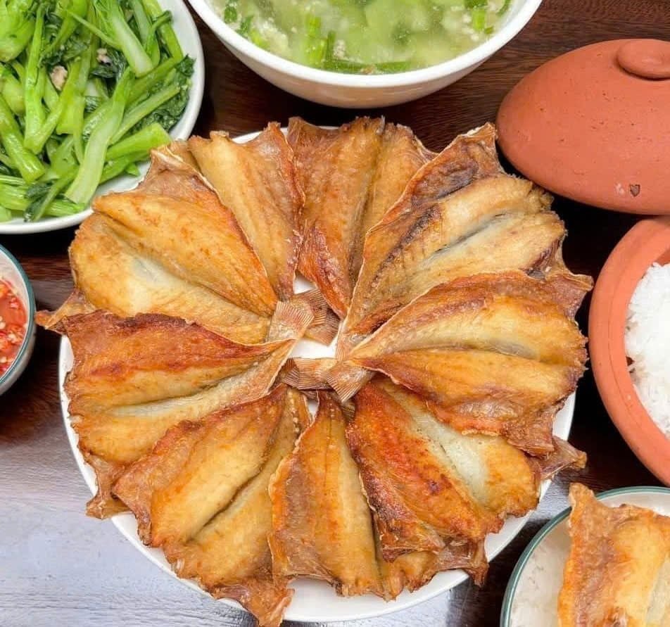 Cá Đù Xẻ Rút Xương 1 Nắng Size Đại - 1Kg