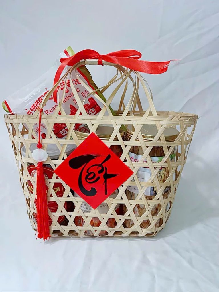 Quà Tết Khác Biệt – Chọn Giỏ Hải Sản Cao Cấp