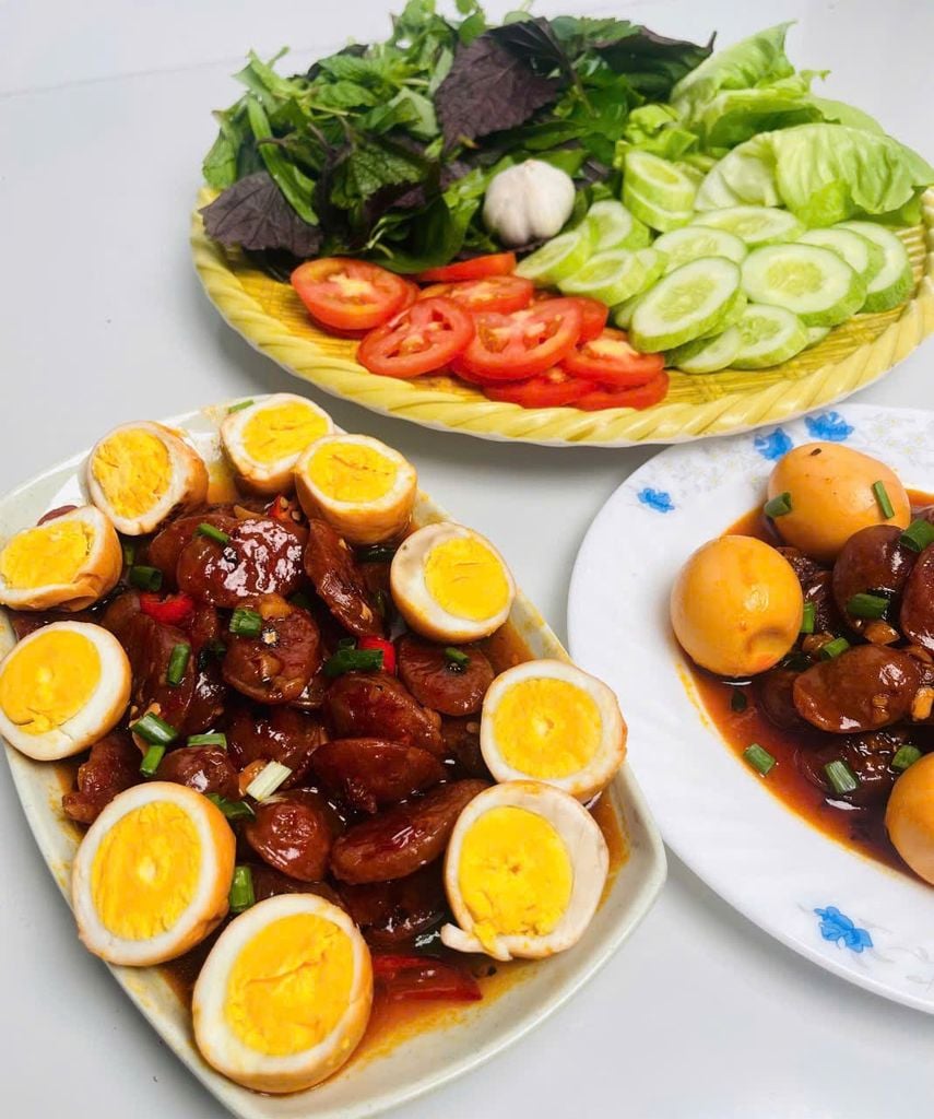 Lạp Xưởng Tươi Truyền Thống Loại 1 - 1Kg