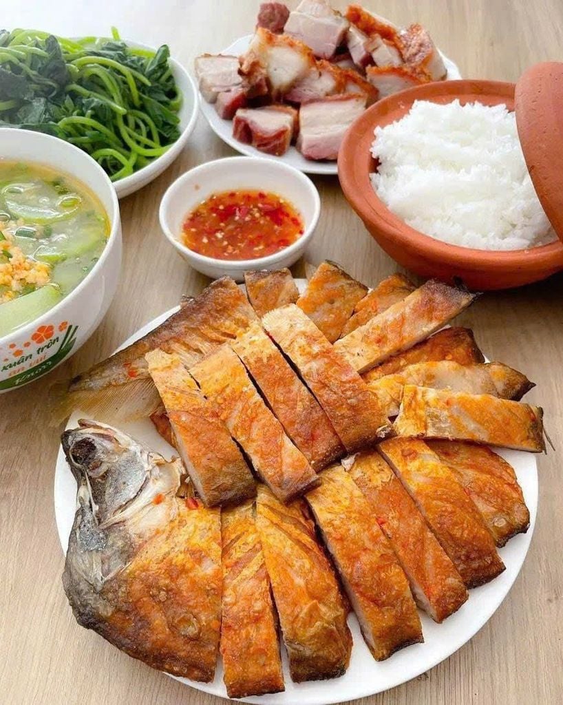 Cá Thát Lát Rút Xương Loại 1 Nguyên Chất - Con