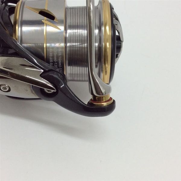 TÌNH TRẠNG D : DAIWA LUVIAS LT2500S-DH ( KHÔNG ĐỔI TRẢ )