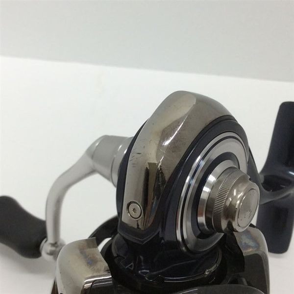 TÌNH TRẠNG B : DAIWA CERTATE LT2500S ( KHÔNG ĐỔI TRẢ )