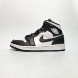  NIKE AIR JORDAN 1 MID PANDA DV0991-101 